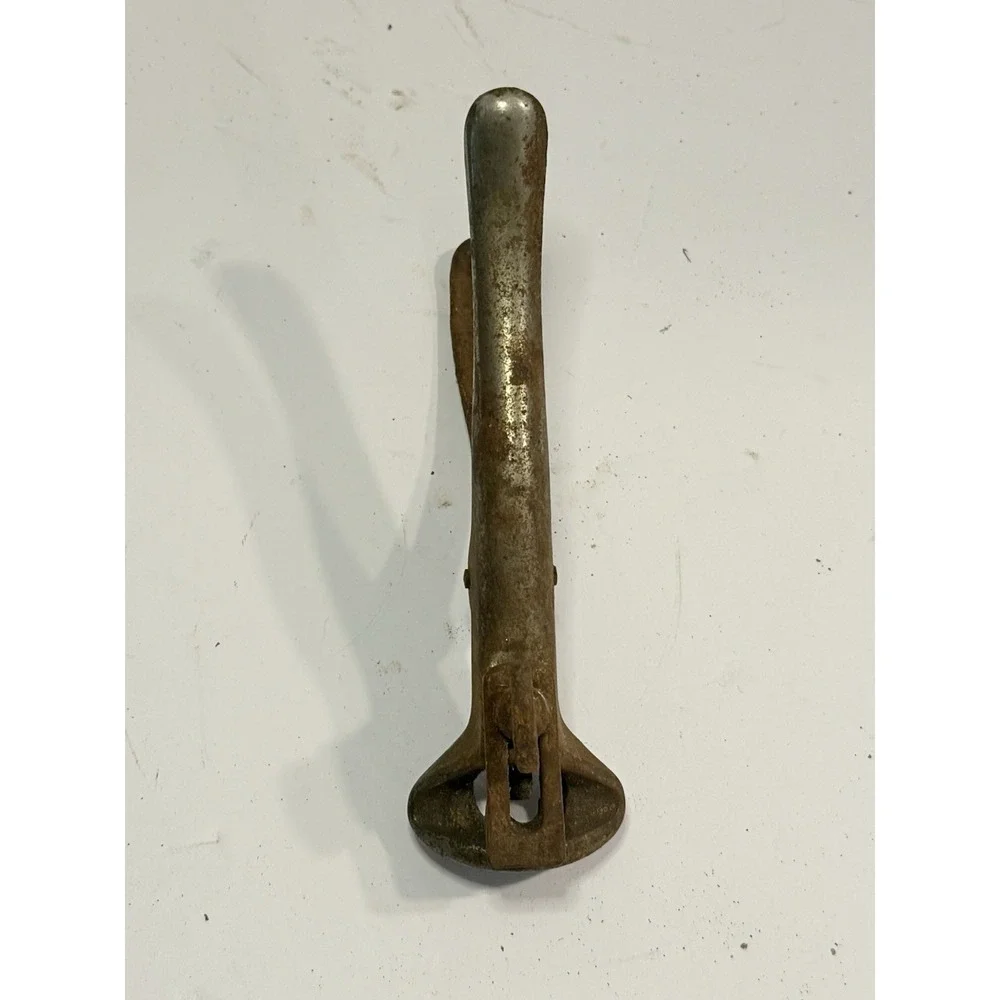 Antique Woodworkers Hand Saw Tooth Setter